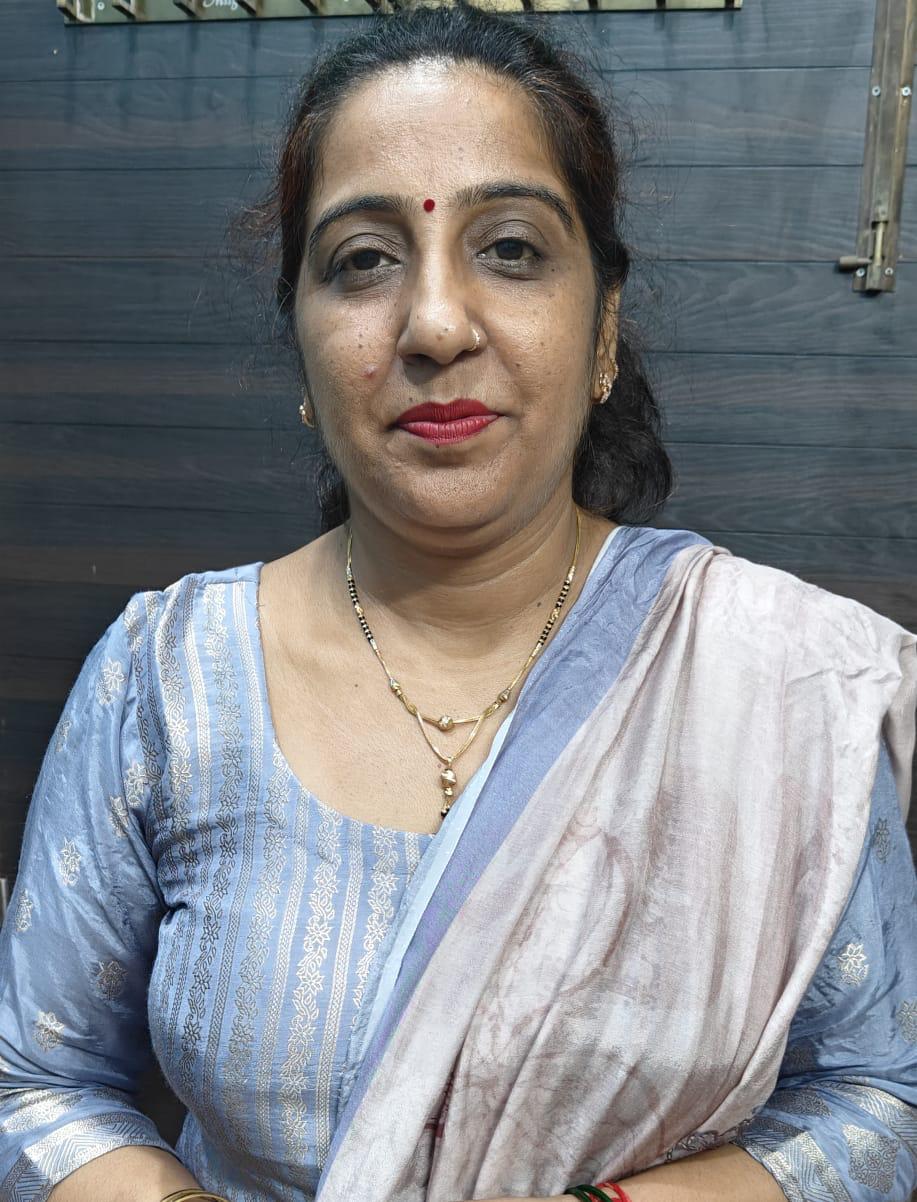 Ms. Seema Kukreja, Principal