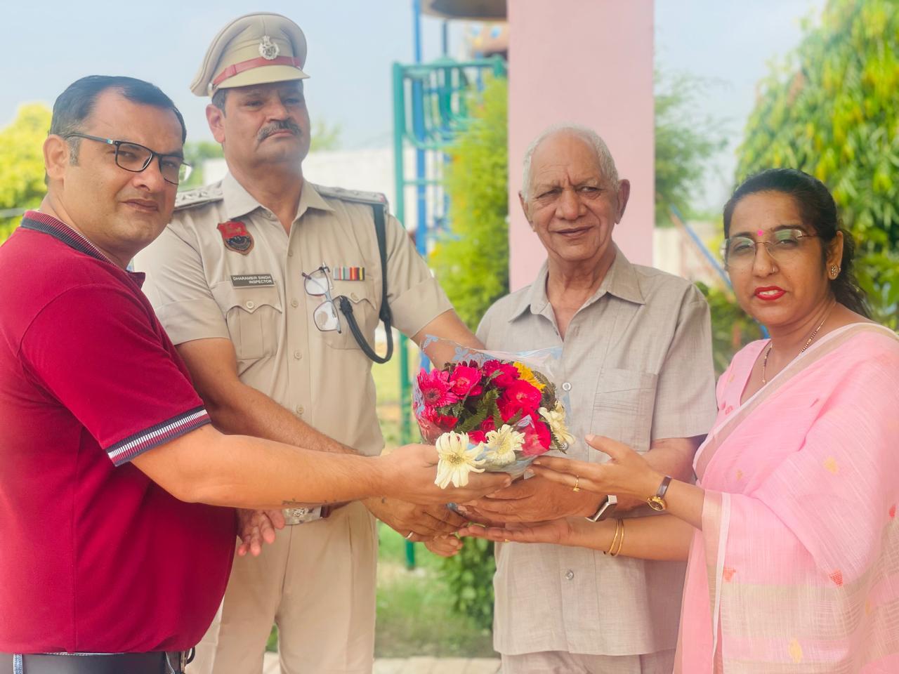 Students, staff and school activities at Gyankiran Public School — photo 8