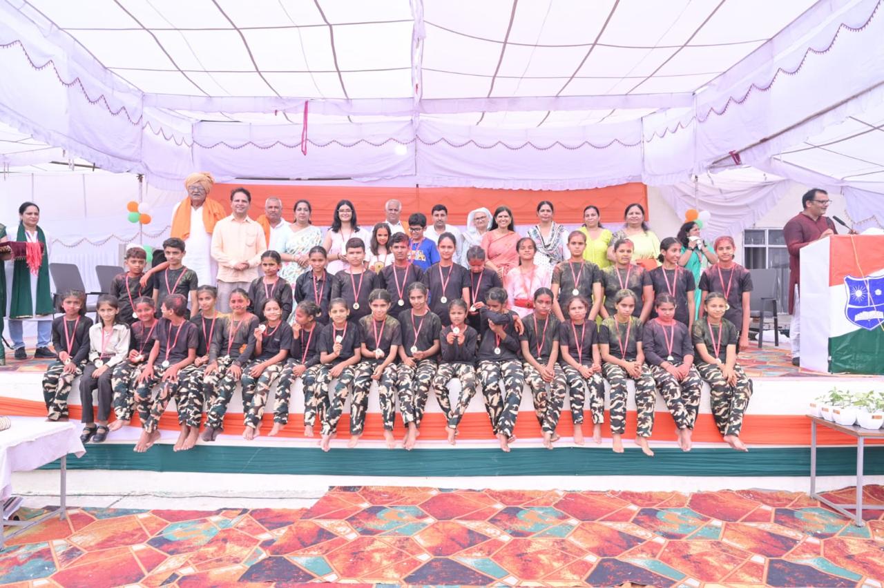 Build Confidence & Leadership at Gyankiran Public School