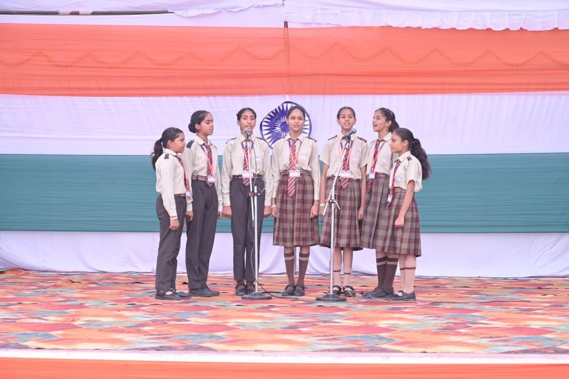 Build Communication Skills at Gyankiran Public School